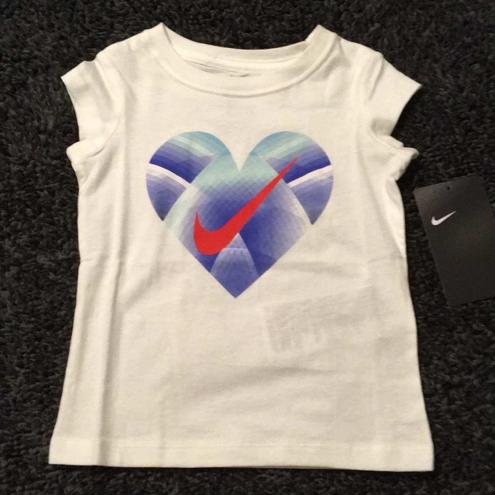 NWT toddler girls Nike top